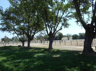 7555 Lakehill Ct, Elk Grove, CA 95624
