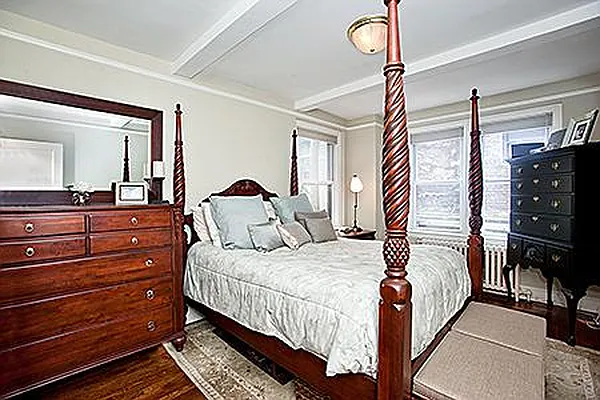 Sold by Keller Williams NYC | media 20