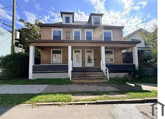 4 bed, 2034 sqft, $2,000 — Photo 1