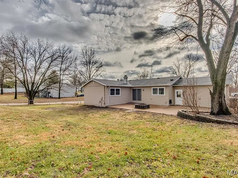 359 Palermo Dr — Photo 35
