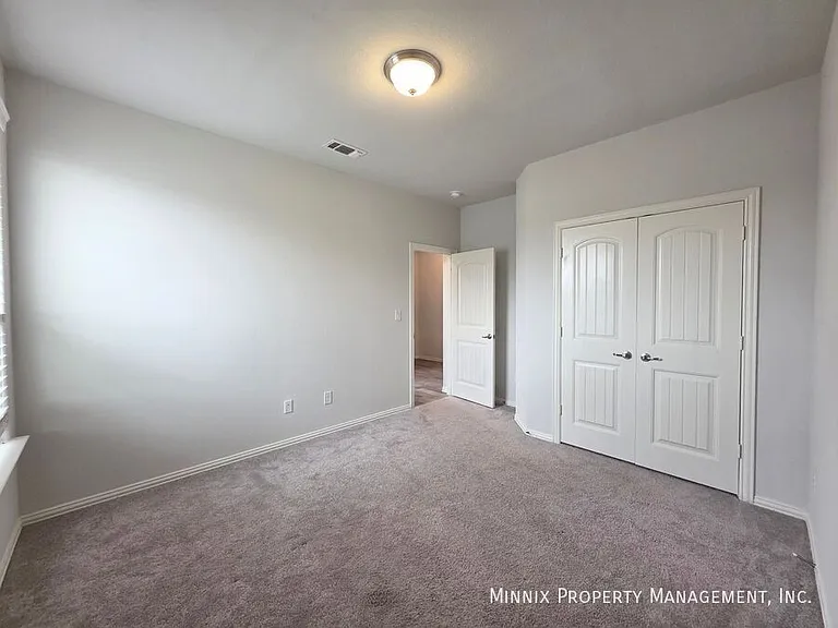 1219 Pavilion Pkwy — Photo 15