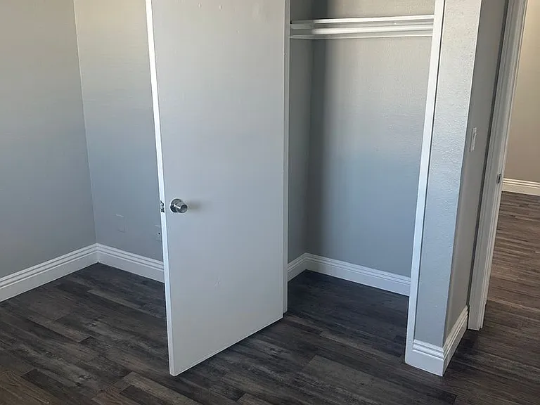10974 S Main St #1-4 — Photo 10