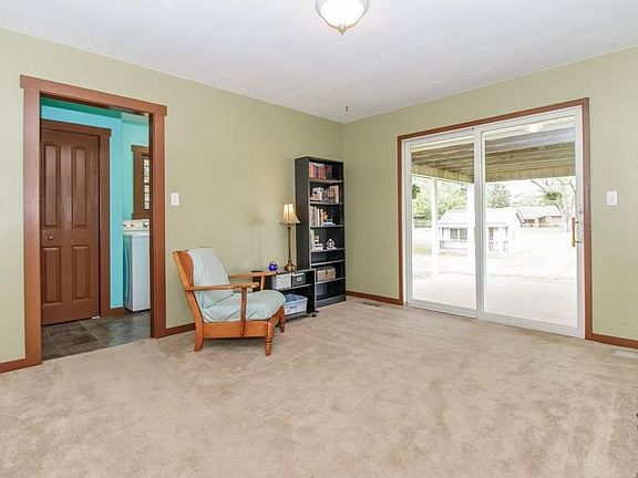5th image of 8851 Cam Dr