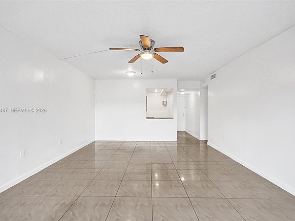 5th image of 469 N Pine Island Rd APT B306