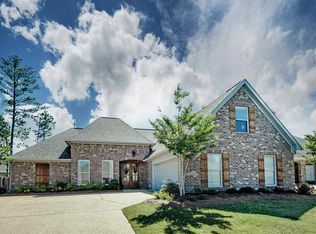 425 Glendale Pl, Brandon, MS 39047