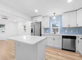 208 W 2nd St, Lowell, NC 28098