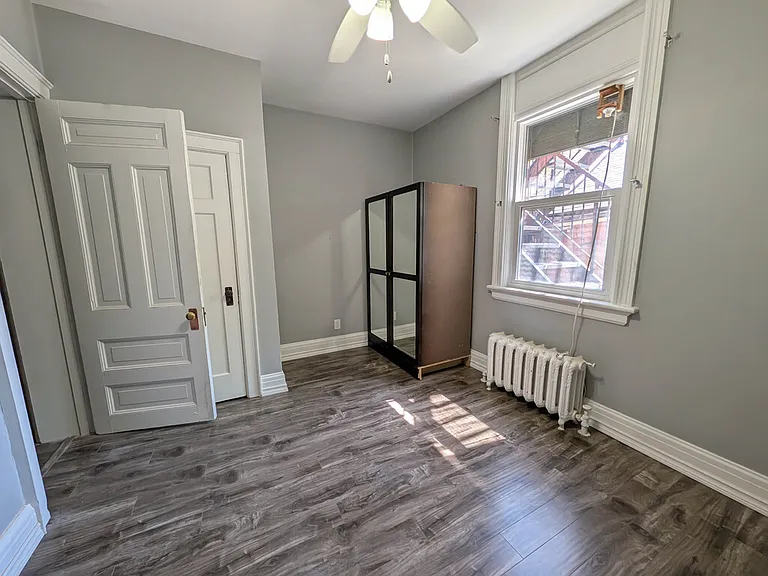 55 Wellington St S #3 — Photo 21