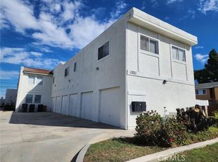 7851 Glencoe Dr, Huntington Beach, CA 92647