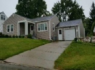 709 Mayhill Rd, Springfield, OH 45504