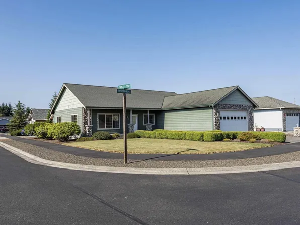 70 Nesting Pl, Sequim, WA 98382