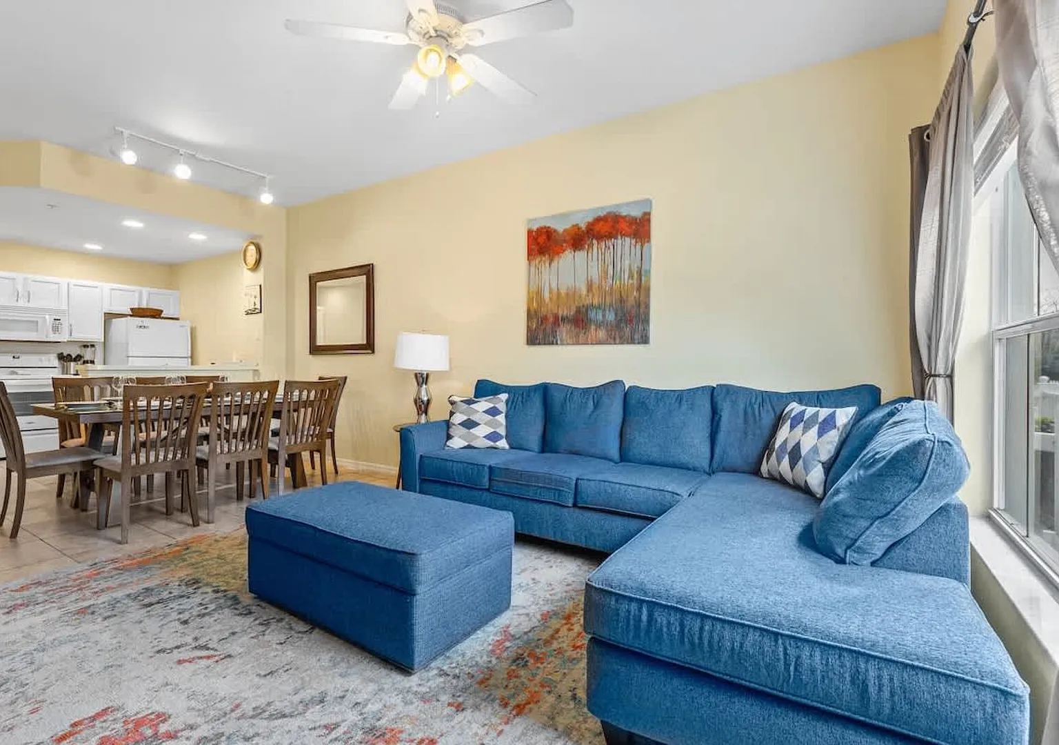 Relaxing 3BR Haven for 8 at Seven Dwarfs — Photo 1