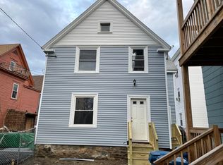 8 Brookfield St, Lawrence, MA 01843