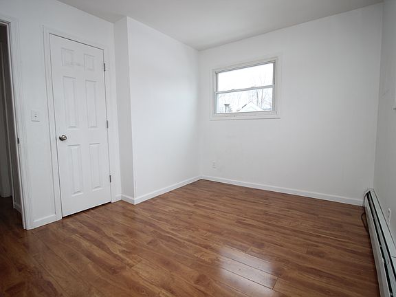 5th image of 11 Lake Ave #6