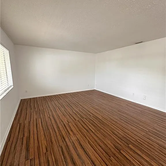 4629 Bayshore Dr #J7 — Photo 5