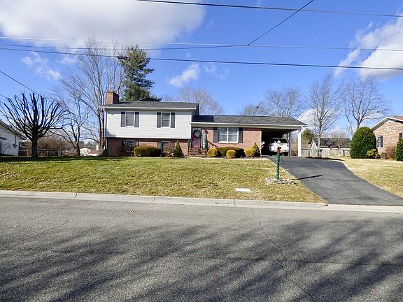 4th image of 630 Irvin St