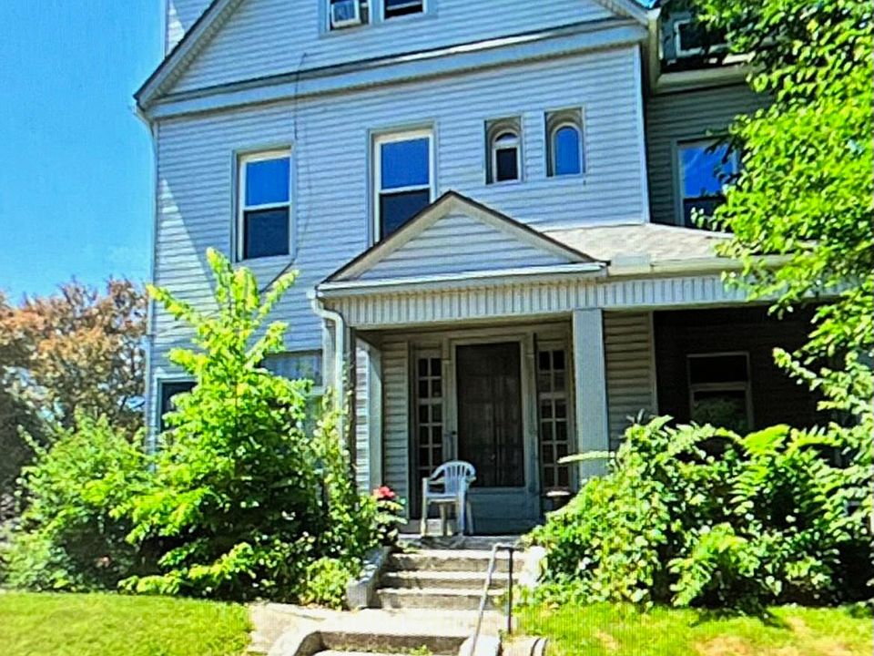 1st image of 2005 Wayne Ave #6