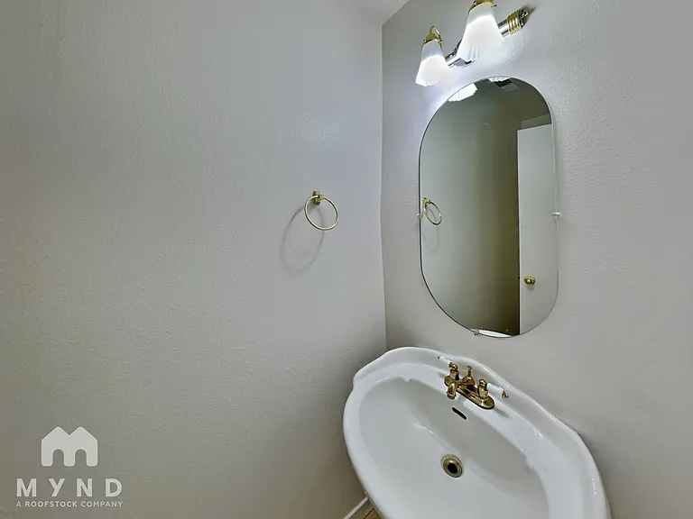 506 Northgate Dr #C — Photo 16
