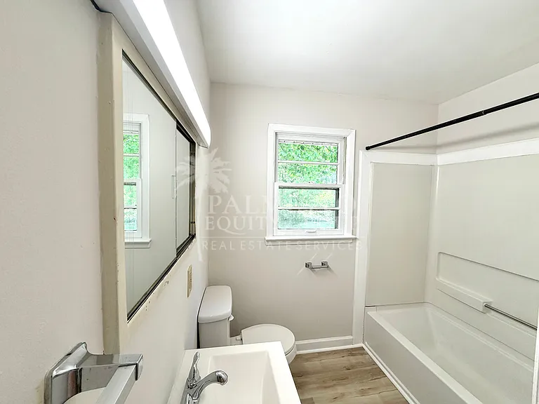 4224 Kildare Dr — Photo 8