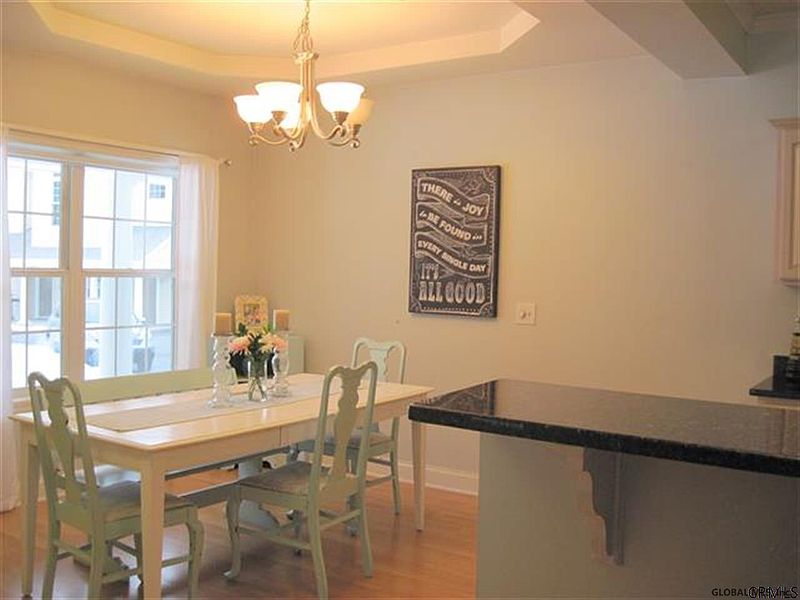 4th image of 204 VLY POINTE Drive