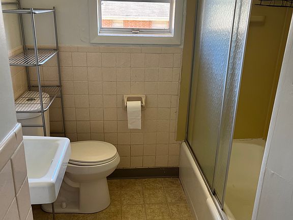 5th image of 99 Bryant Rd #99