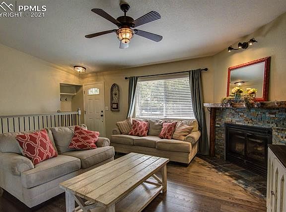 3rd image of 706 Red Feather Ln
