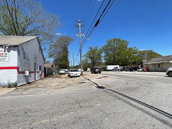5th image of 1421 Tower St