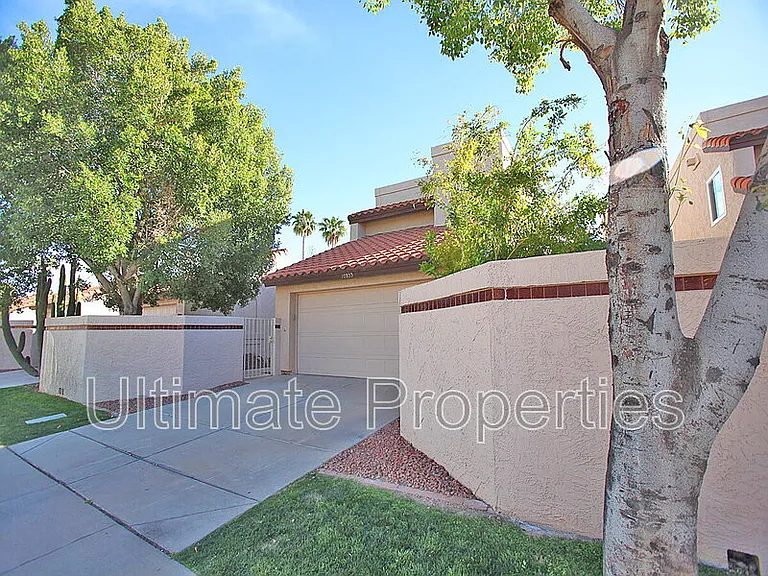 10853 E Yucca St — Photo 1