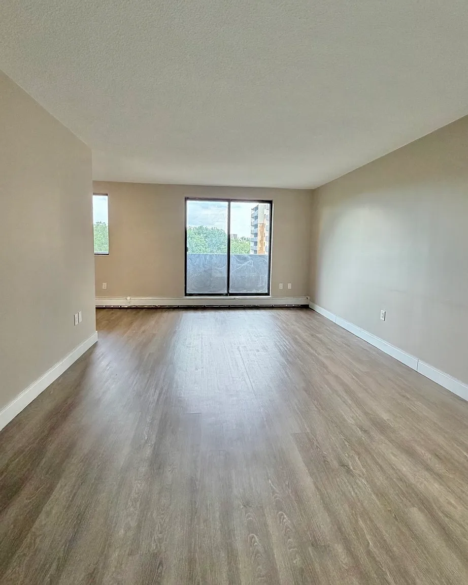 2 bed, 900 sqft, $1,895 — Photo 4