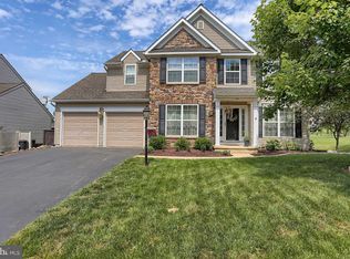 144 Sutherland Dr, East Earl, PA 17519