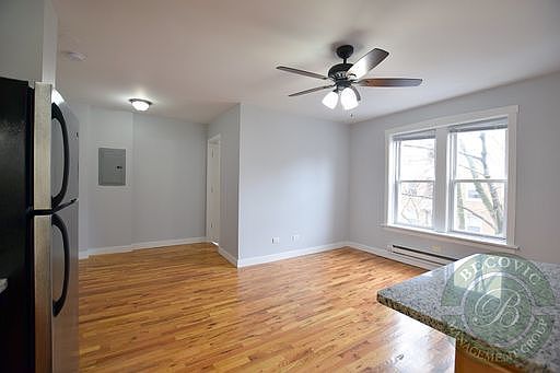 1st image of 7450 N Greenview Ave APT 34