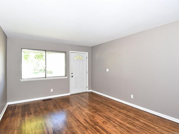 5th image of 1505 E Jones Ave