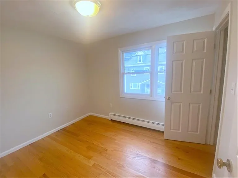 64 Cedar St — Photo 20