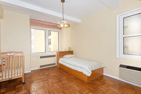 Sold by Brown Harris Stevens | media 17