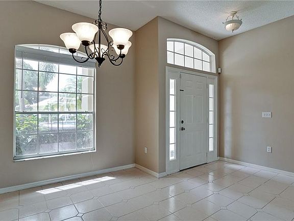 5th image of 4280 Balmoral Way