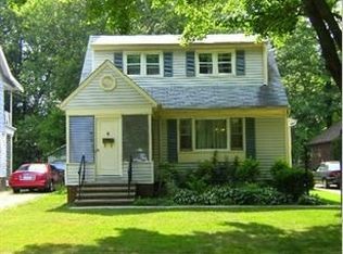 3840 W 152nd St, Cleveland, OH 44111