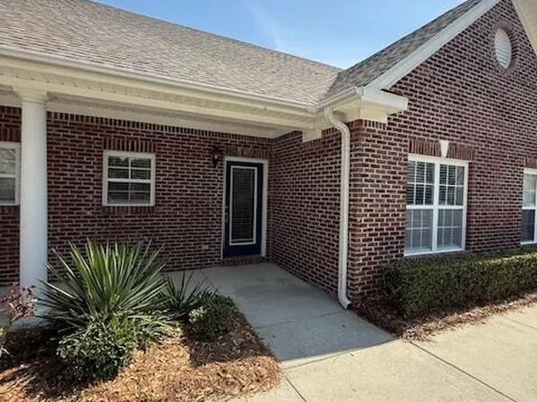 228 Eucalyptus Ln, Wilmington, NC 28412