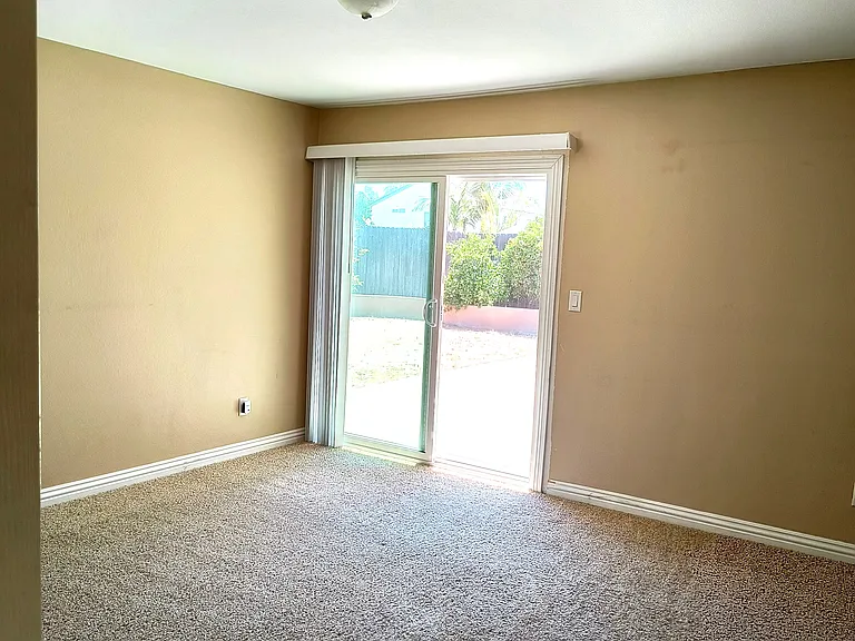 6553 Grant St — Photo 15