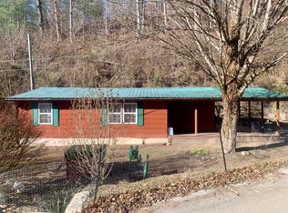 1469 Lower Taulbee Fork Rd, Vancleve, KY 41385