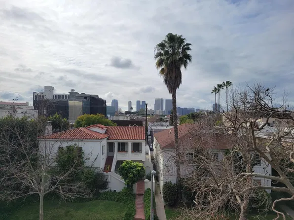 450 S Maple Dr APT 301, Beverly Hills, CA 90212