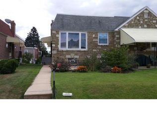 2204 Emerson St, Philadelphia, PA 19152