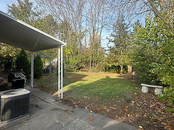 2nd image of 18271 Outer Dr