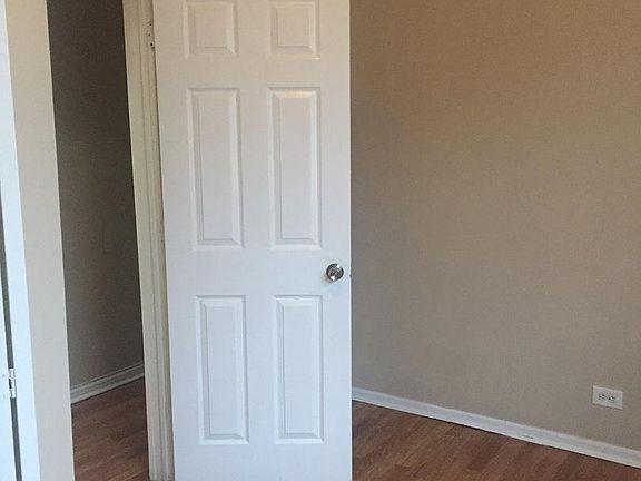 4th image of 8800 S Princeton Ave #1