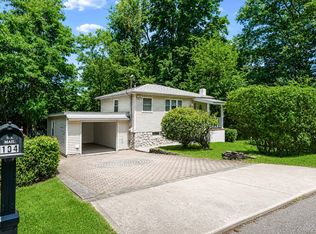 104 21st St, Wading River, NY 11792