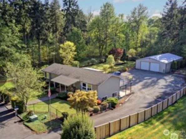 320 181st Avenue E, Lake Tapps, WA 98391