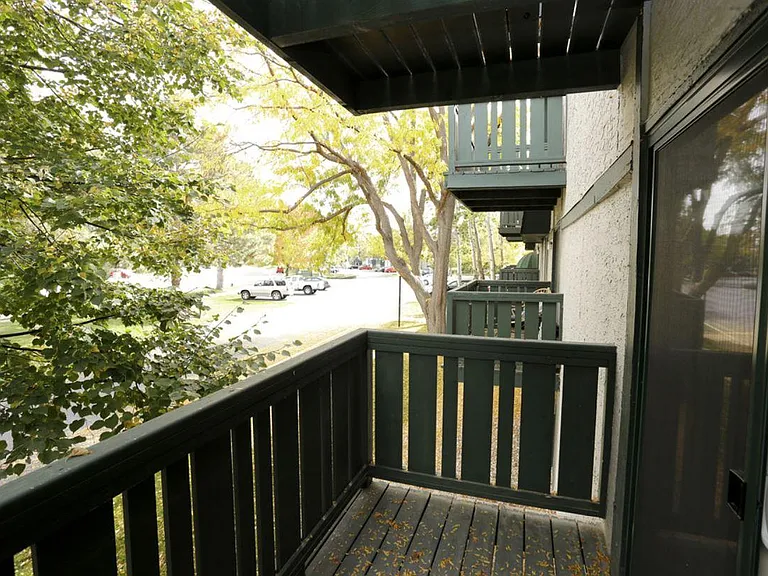 Aspenleaf Apartments — Photo 30