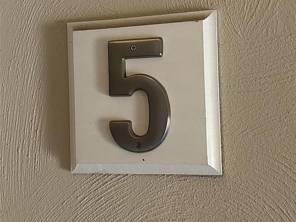 5th image of 609 Clara Ave APT 5
