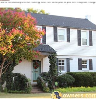 Adorable home in charming Mayfair Heights Neighborhood