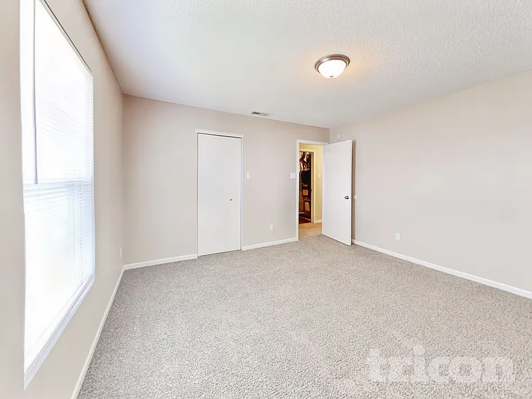 675 Country Gate Dr — Photo 11