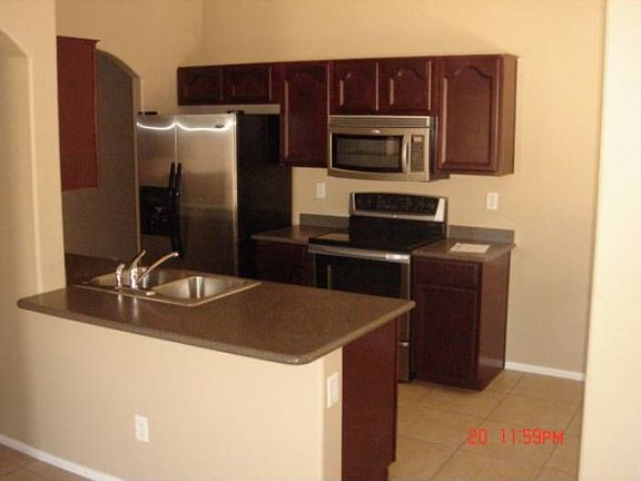 2nd image of 430 E Melanie St