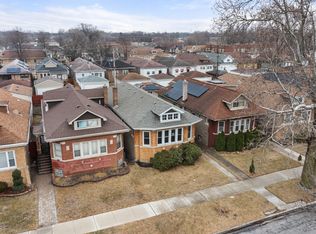 8411 S Dante Ave, Chicago, IL 60619